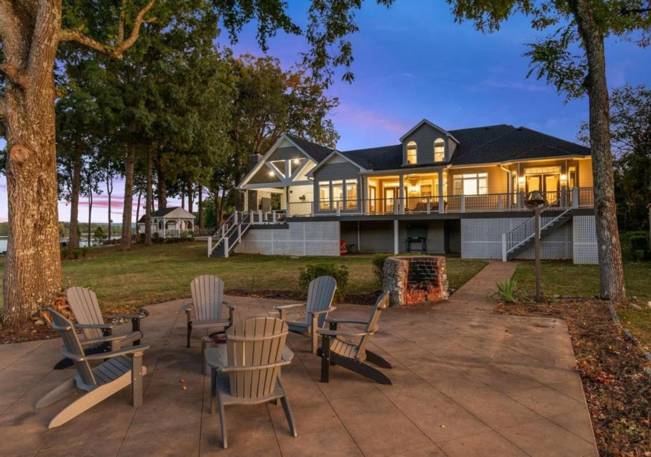Winchester Rare Find Best Lot With Dock And Views On Lake מראה חיצוני תמונה
