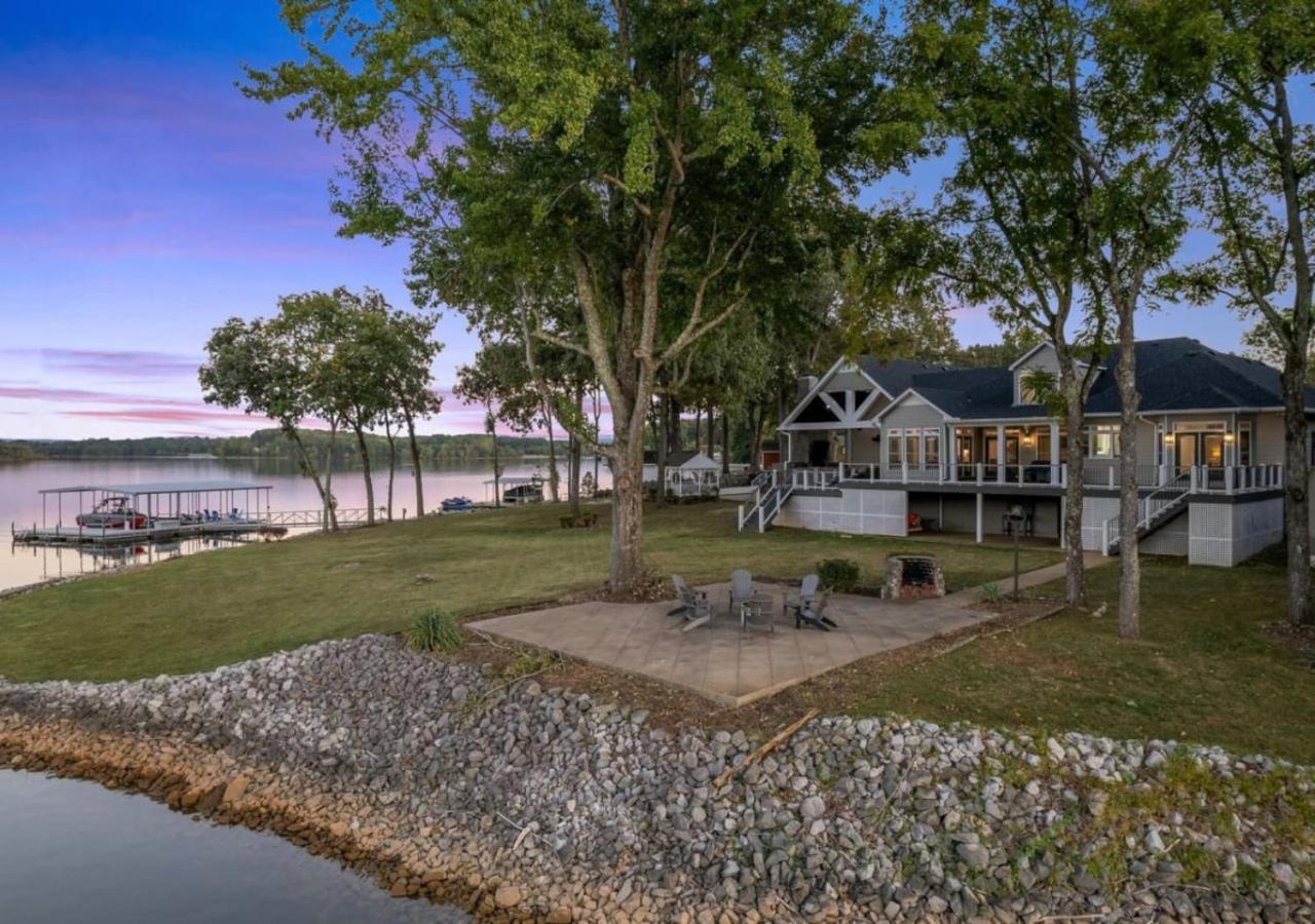 Winchester Rare Find Best Lot With Dock And Views On Lake מראה חיצוני תמונה